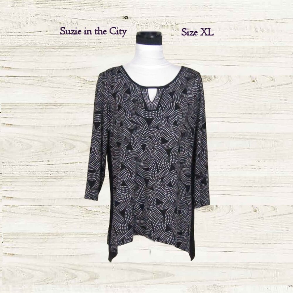 Suzie in the city size XL womens top tunic black with white dots long sleeve